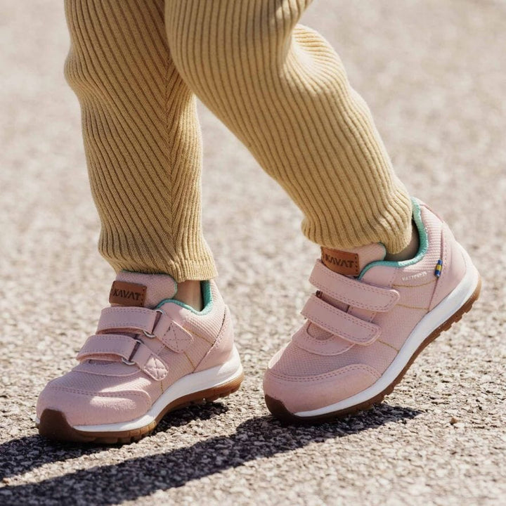HALLAND WP LIGHT PINK STRIGASKÓR - Ethic