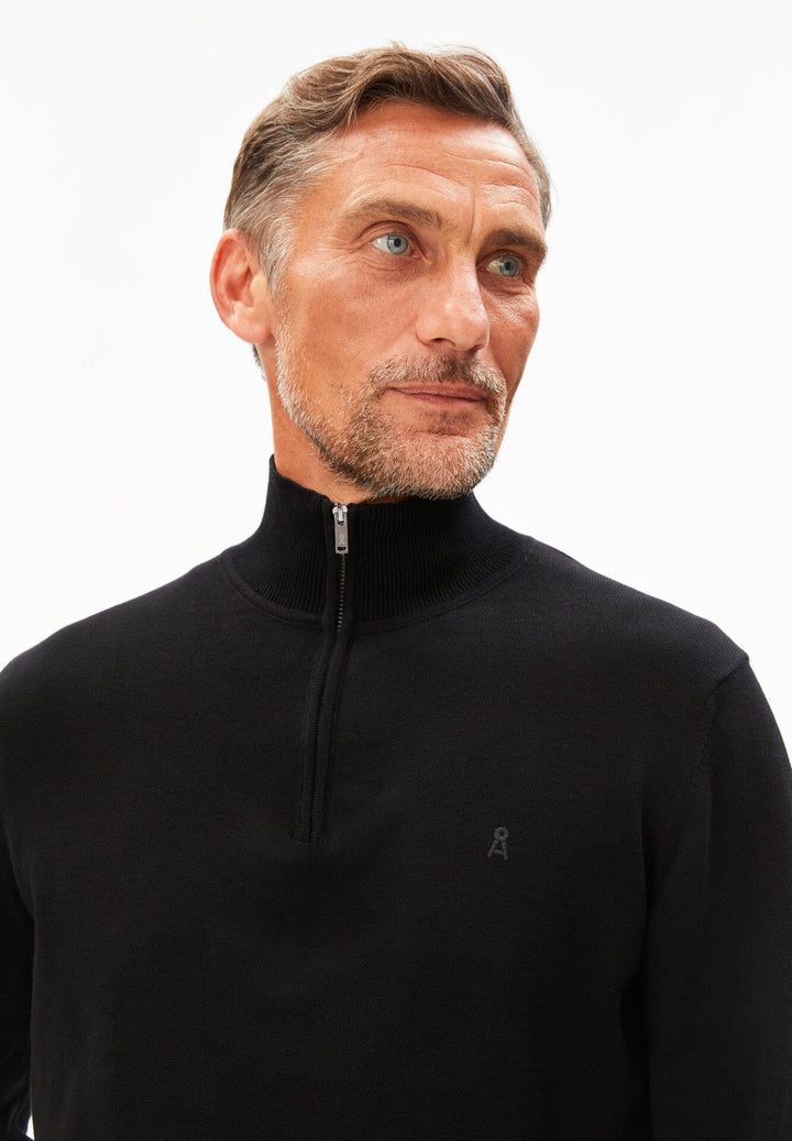 FAABES HALF ZIP KNIT PEYSA SVÖRT - Ethic