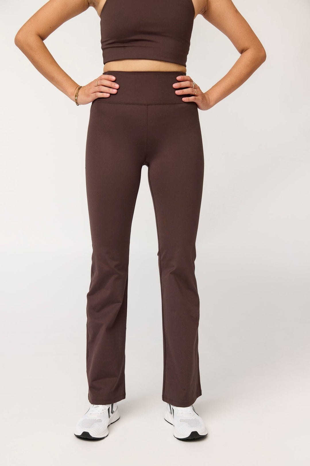 COMPRESSIVE FLARE LEGGINGS DRIFTWOOD - Ethic
