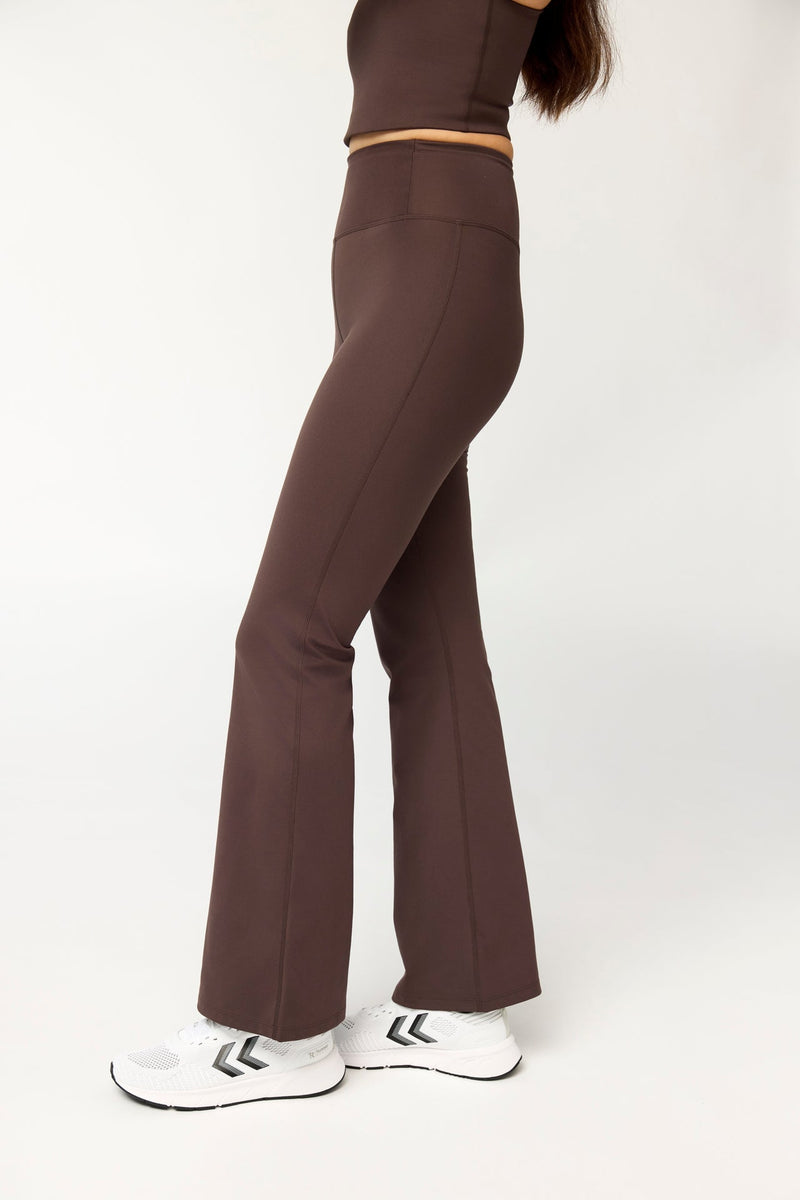 COMPRESSIVE FLARE LEGGINGS DRIFTWOOD