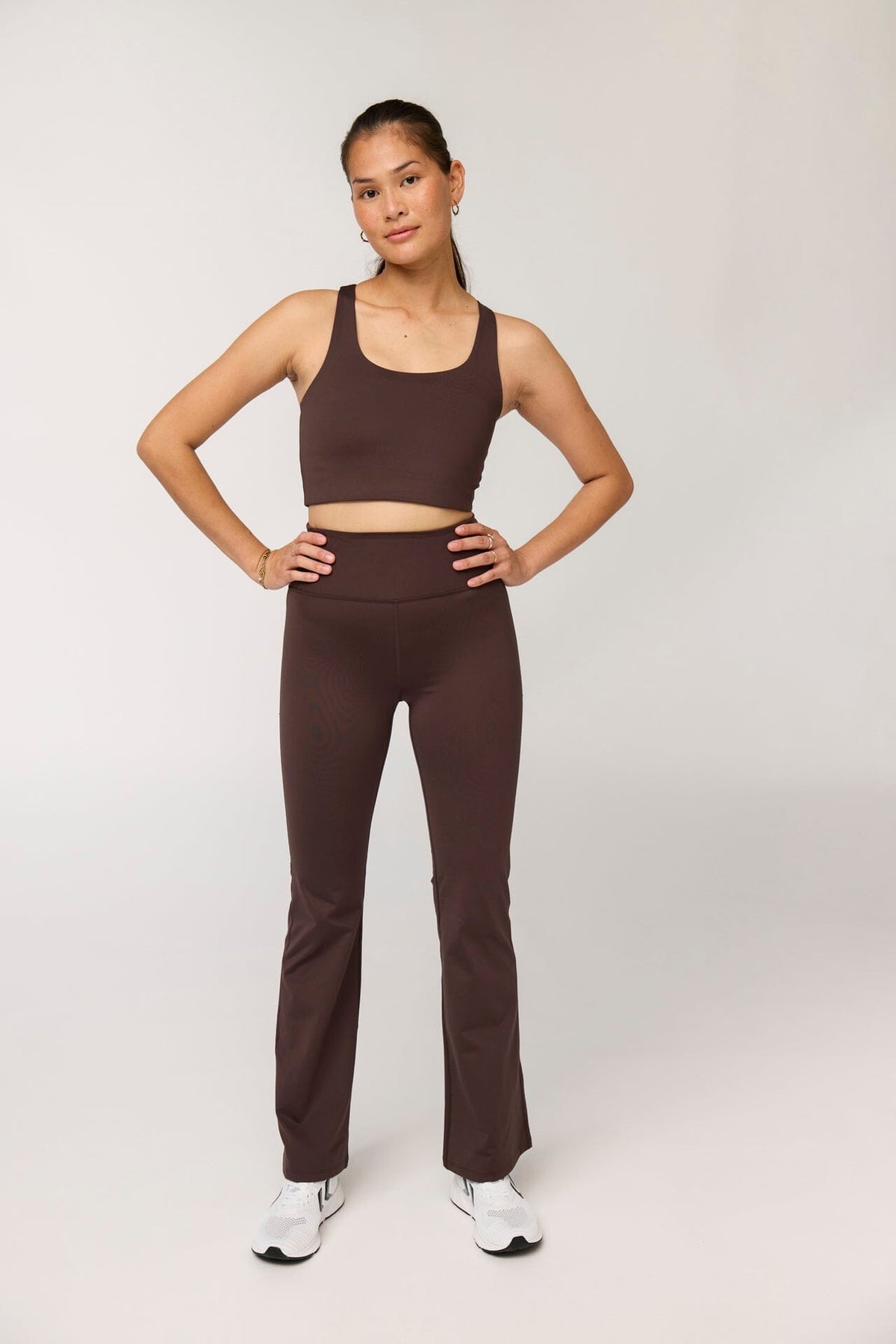 COMPRESSIVE FLARE LEGGINGS DRIFTWOOD - Ethic