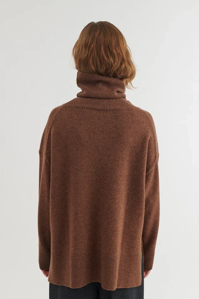LIZ T-NECK PEYSA FONDUE FUDGE