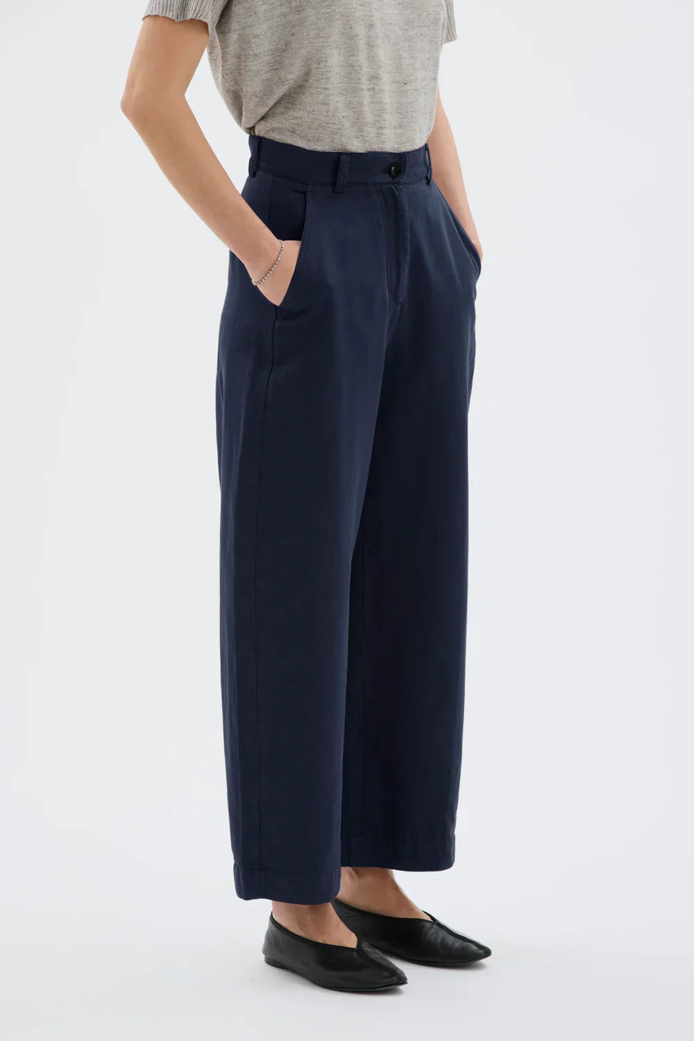 HISA ORGANIC COTTON LINEN TENCEL CURVED BUXUR DEEP NIGHT BLUE - Ethic