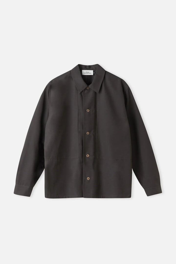 OWE JAKKASKYRTA ÚR TENCEL - GRAPHITE BROWN - Ethic