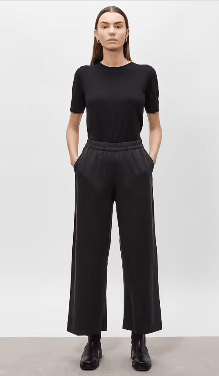 THEA FLOWY TENCEL BUXUR SVARTAR - Ethic