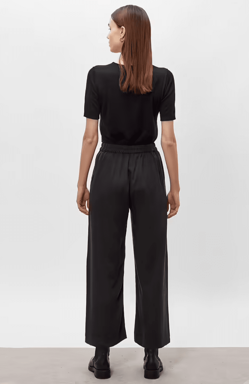 THEA FLOWY TENCEL BUXUR SVARTAR - Ethic
