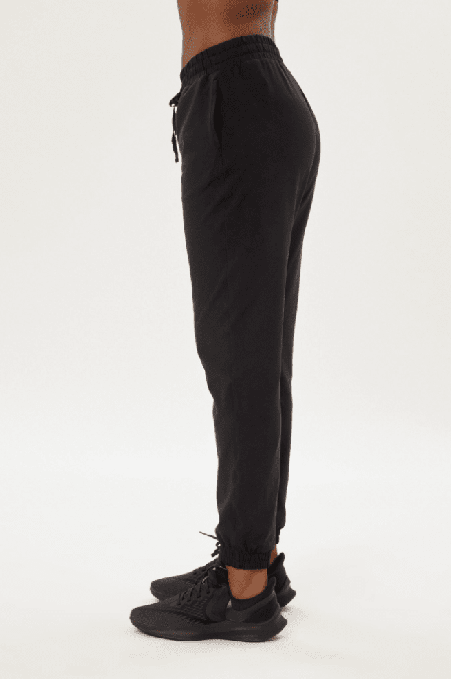 RESET SLIM STRAIGHT JOGGER SVARTAR - Ethic