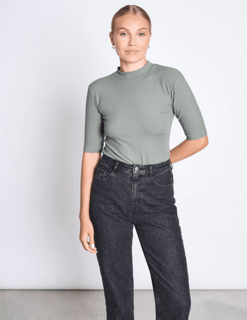 NINA BOLUR VINTAGE LACE