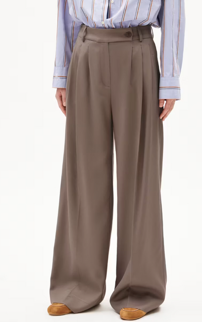 KAAYUA BUXUR WALNUT CREAM