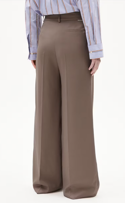 KAAYUA BUXUR WALNUT CREAM