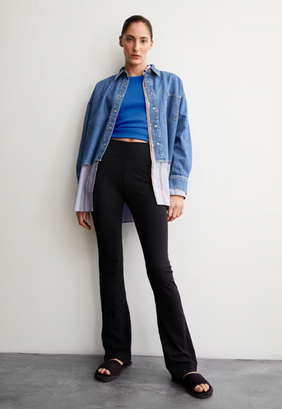 REHMAA LEGGINGS ÚTVÍÐAR ÚR LÍFRÆNNI BÓMULL SVARTAR