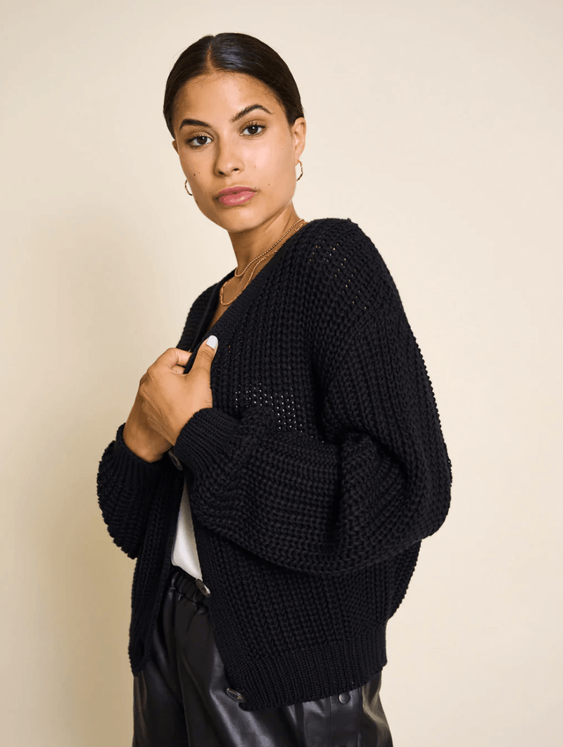 LENA PEYSA SVÖRT